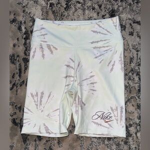 Nike biker shorts small never worn
